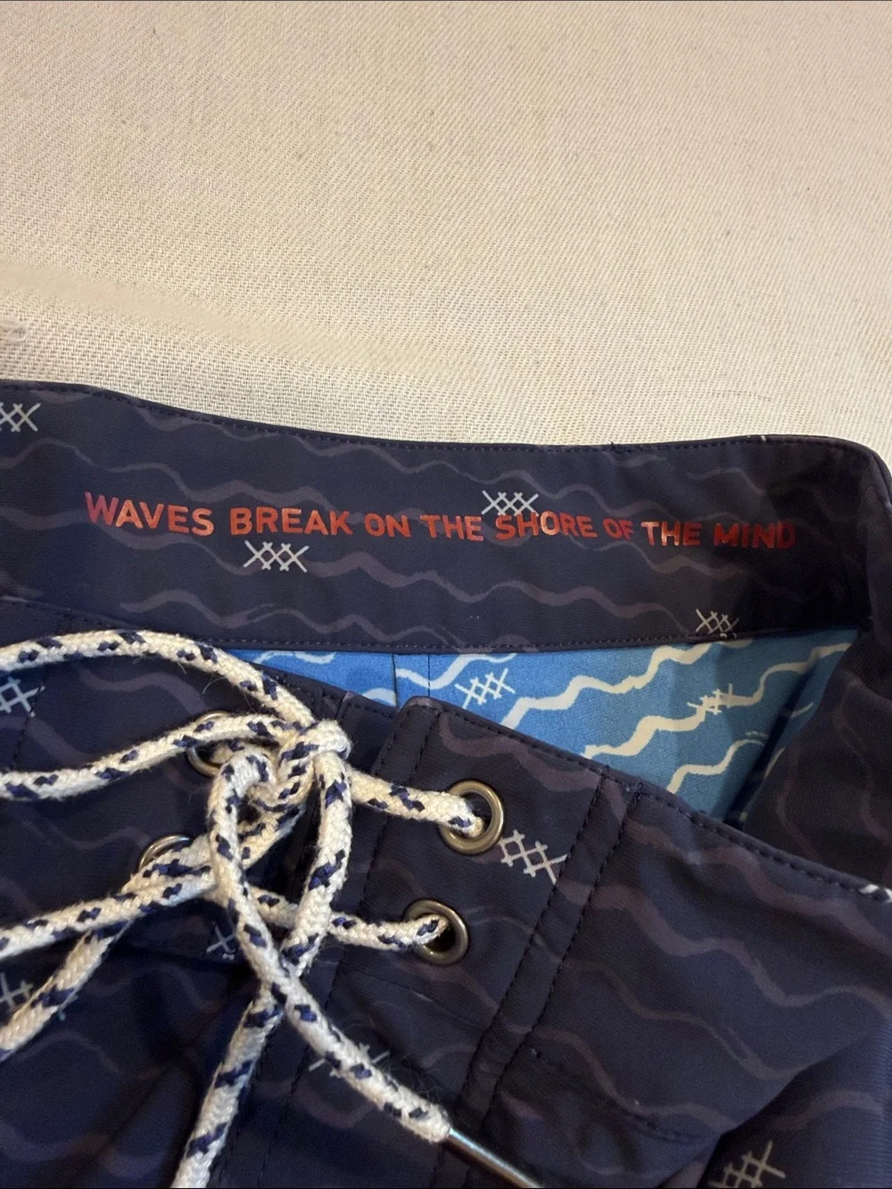 T0308100 Rhone Board Shorts SZ 30 EUC